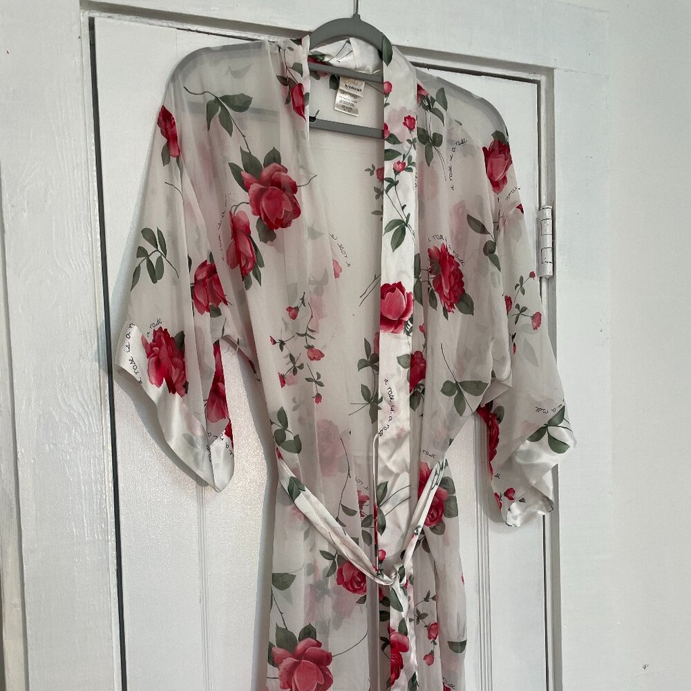 Sophia By Delicates Vintage Floral Wrap Robe 🌹 Red Rose Satin Y2K Boho